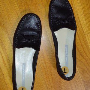Women's Size 7M Black Easy Spirit Loafer Flats - BRAND NEW